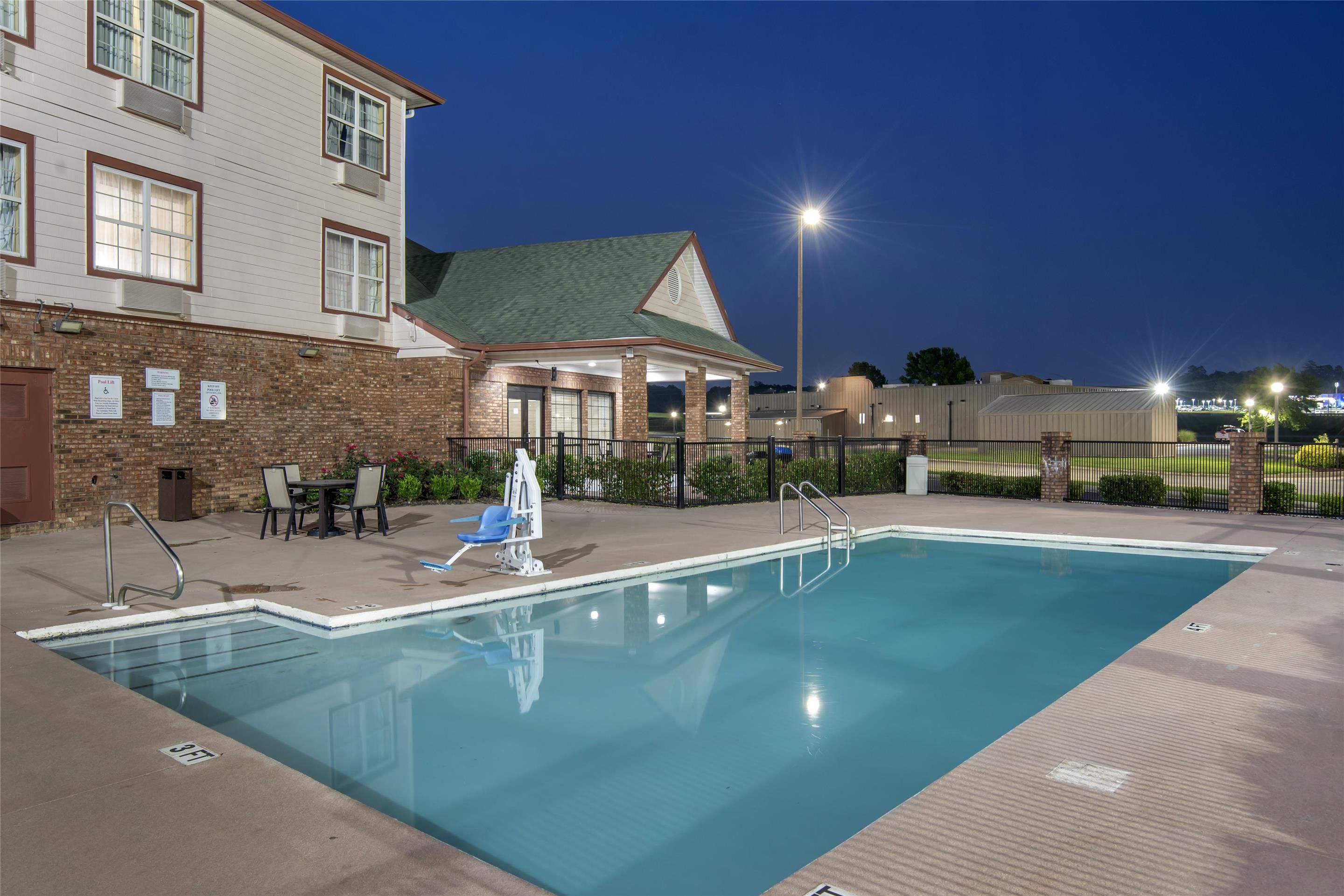 Pool