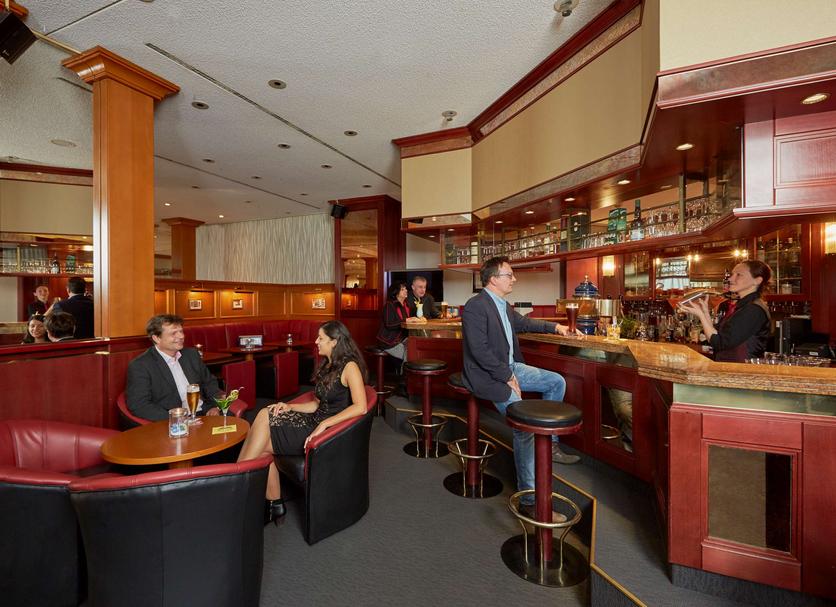 Bar Photo