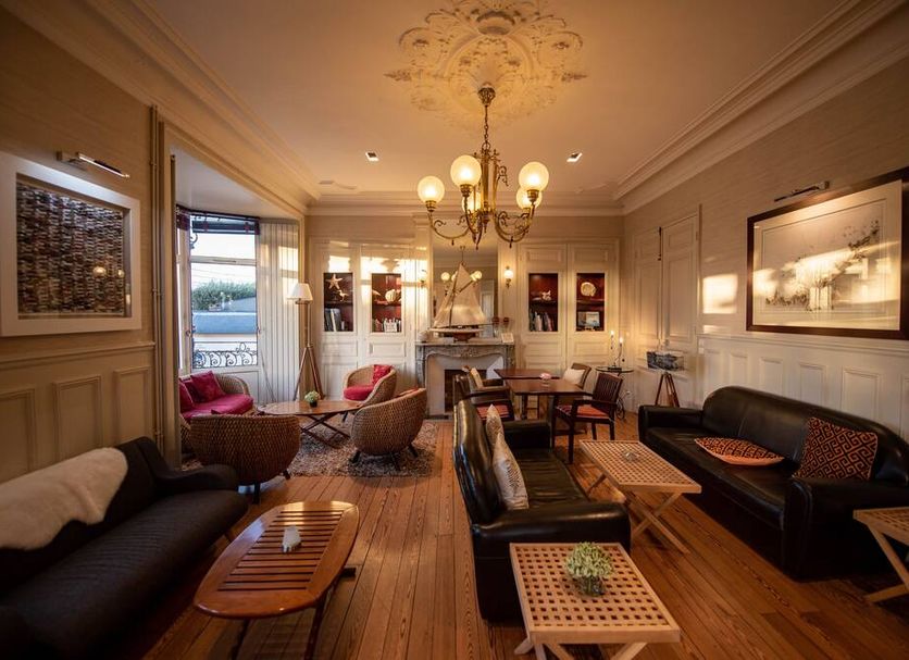Lounge Photo