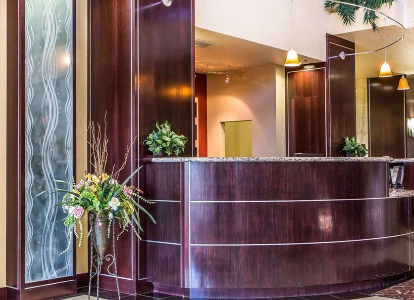 Front desk Photo