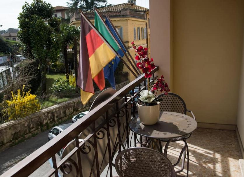 Balcony Photo