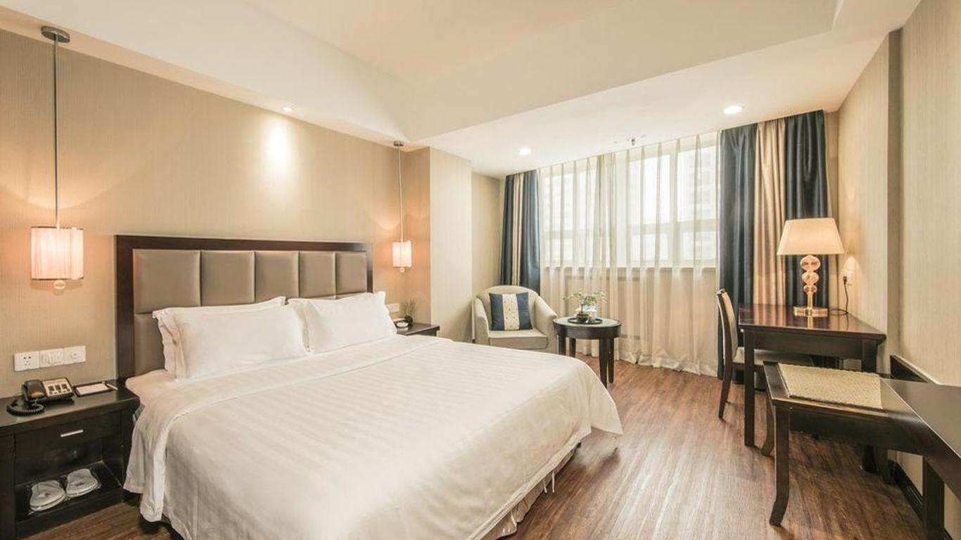 Enjoy Hotel