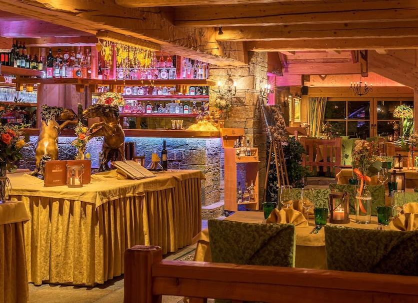Bar Photo