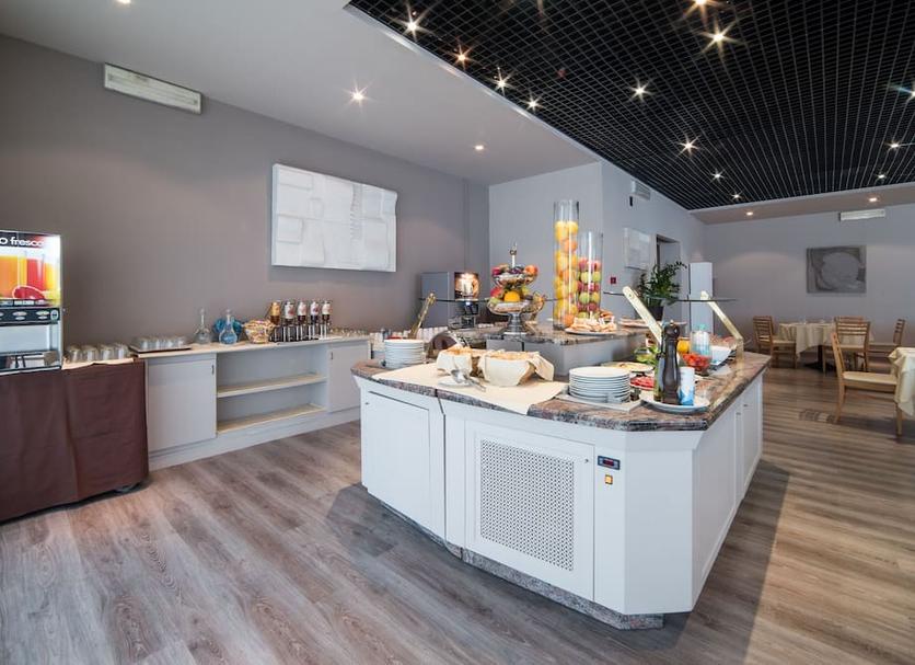 Buffet Photo