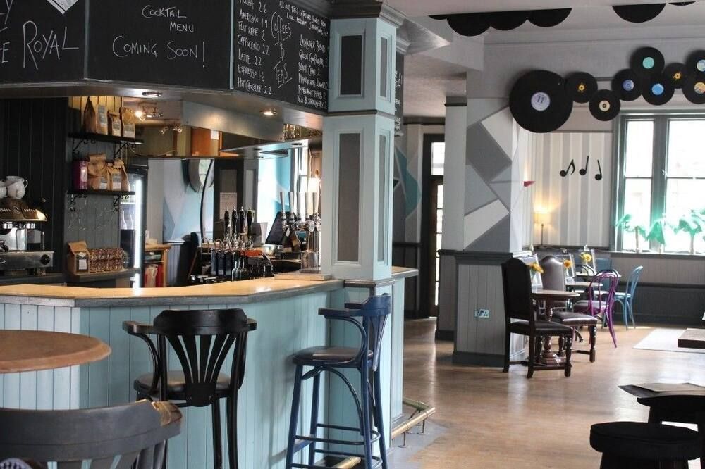 Bar