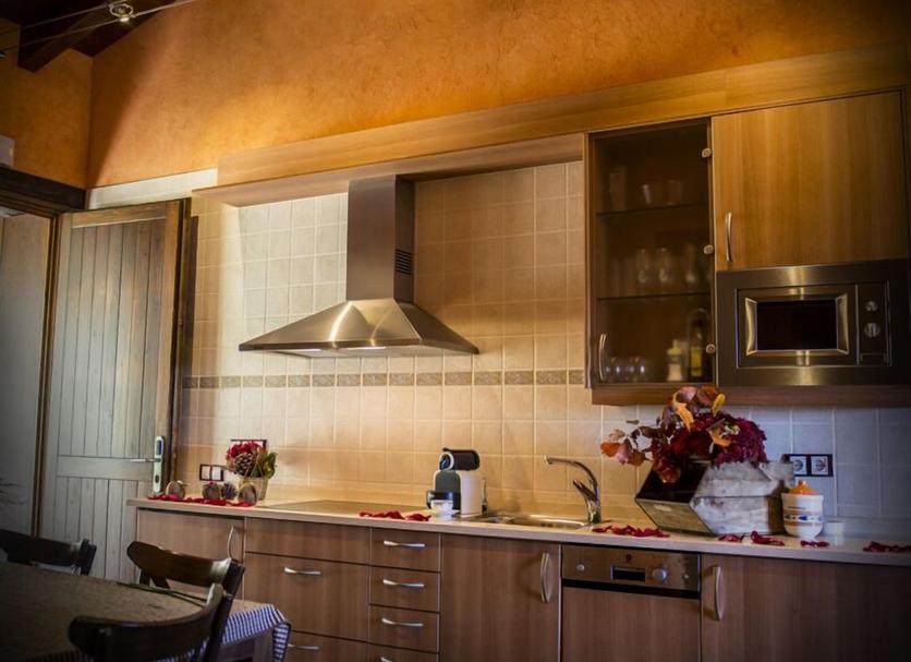Kitchen Photo