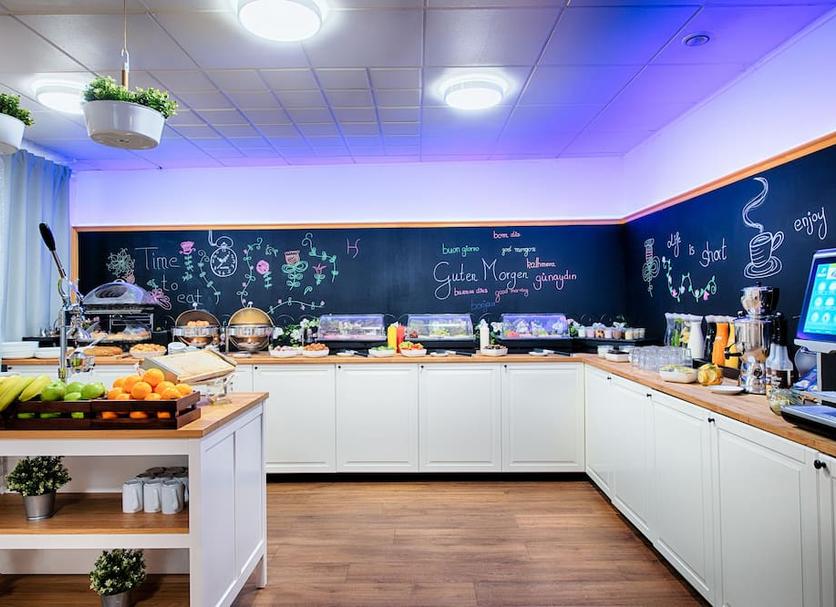 Buffet Photo