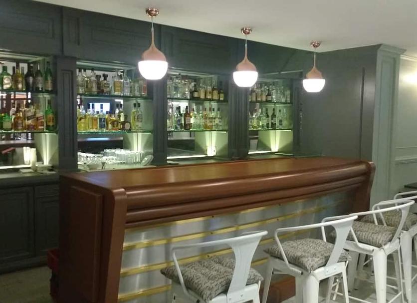 Bar Photo