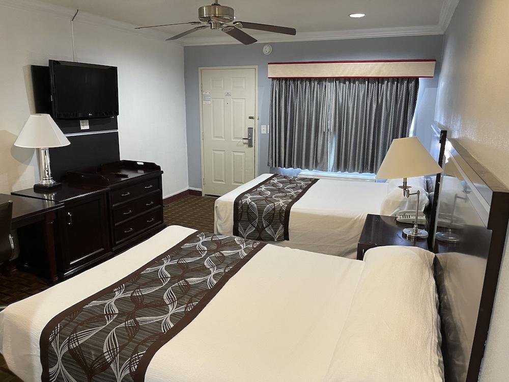 Lodging in Clearwater Beach FL | Holiday Inn Clearwater