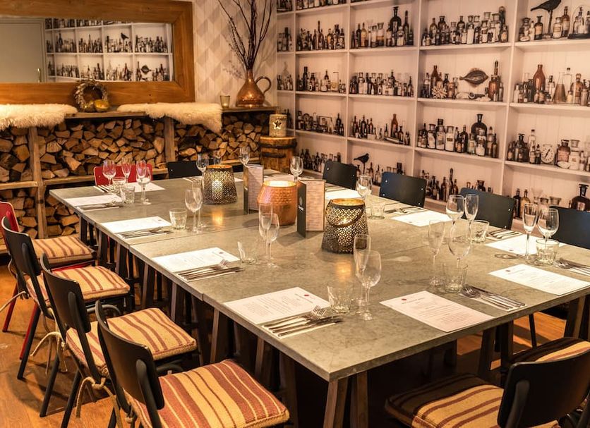 Restaurant Photo