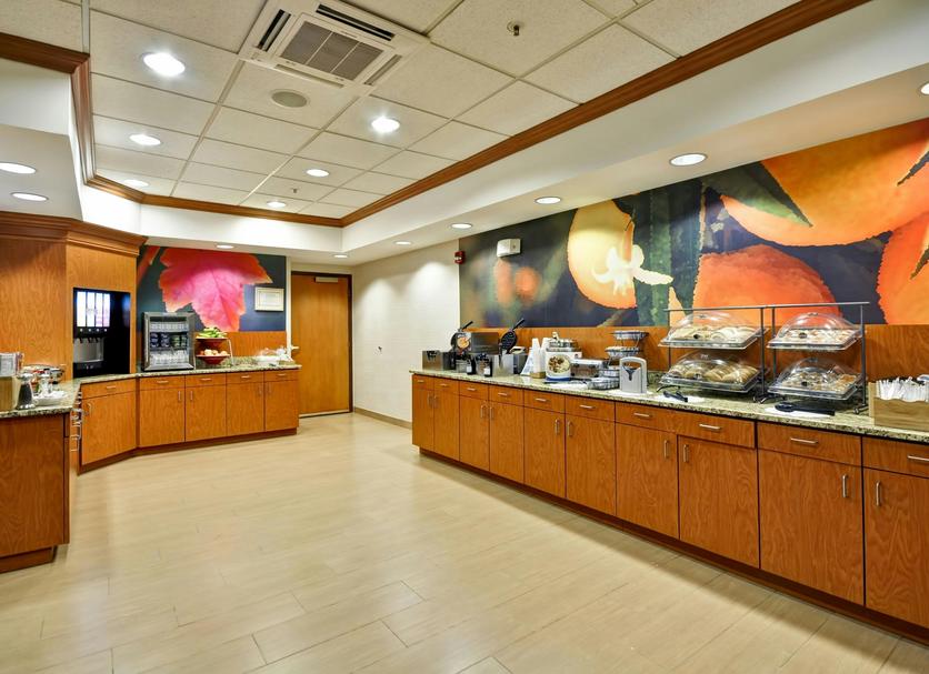 Buffet Photo