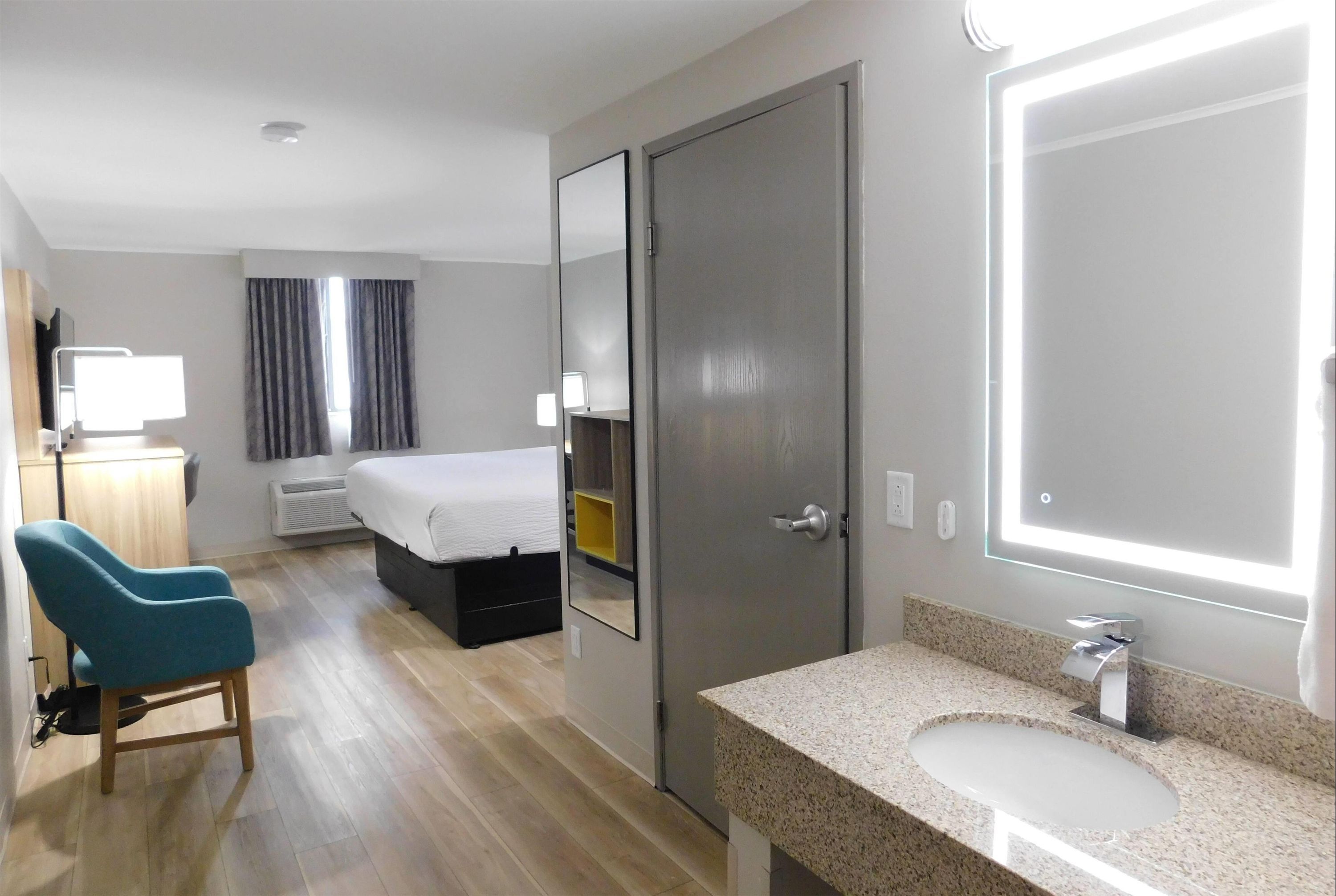 Bedroom