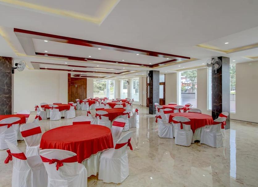 Banquet hall Photo