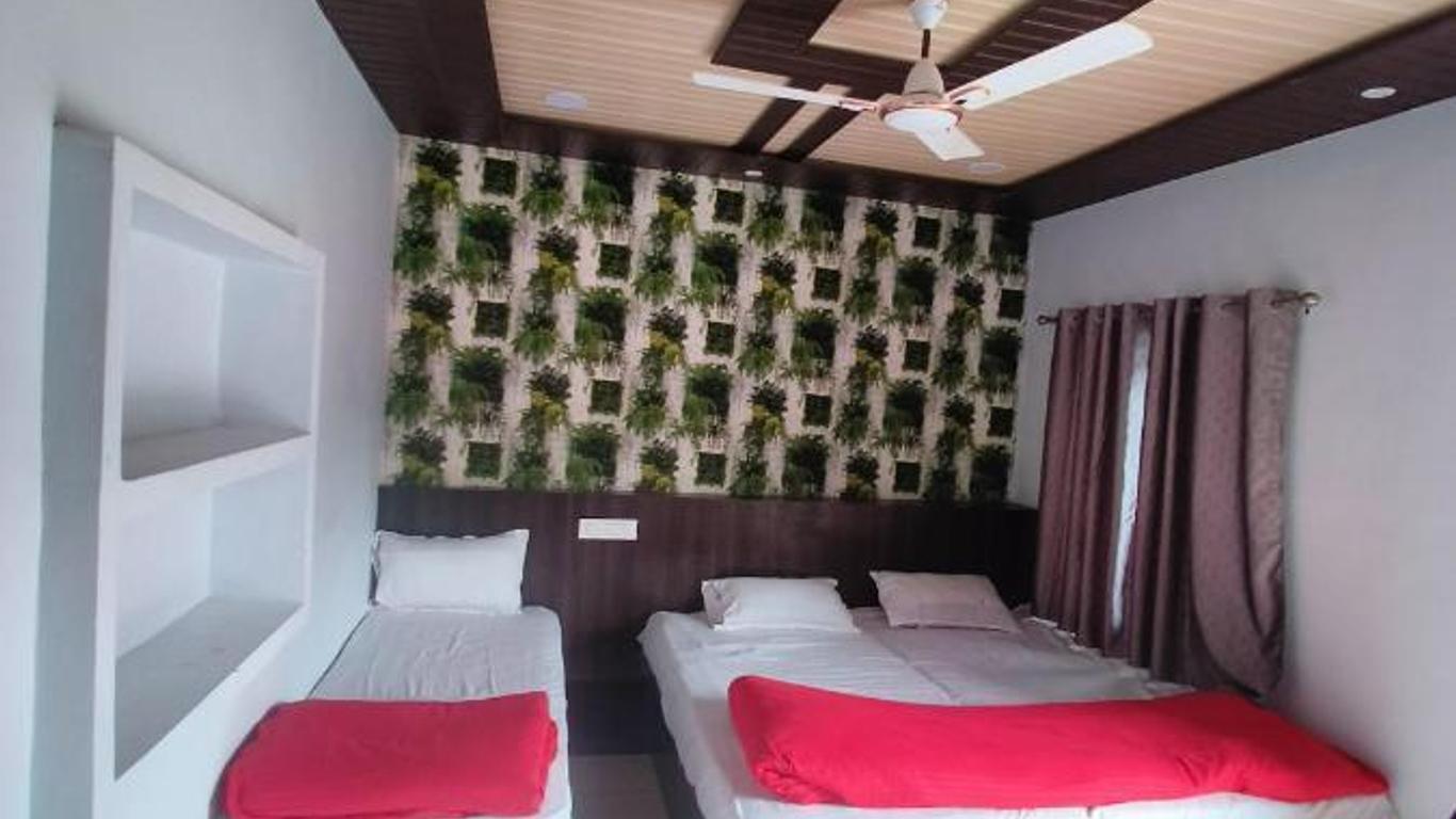 Hotel Ramanand Palace