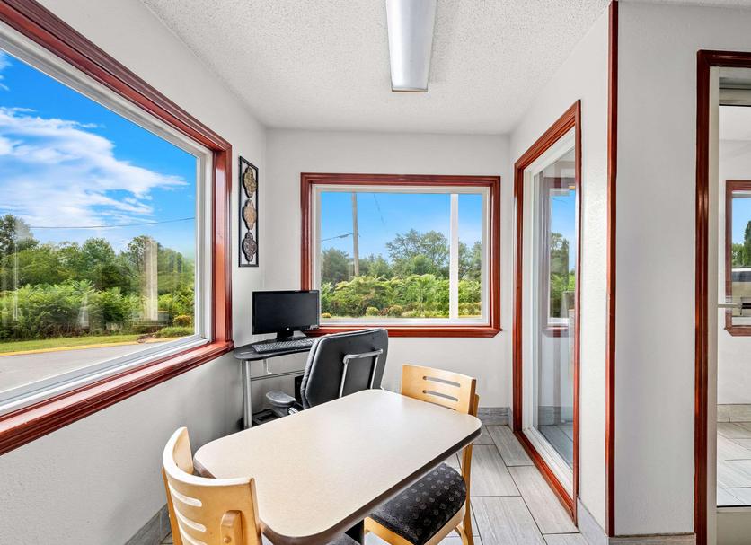 Dining room Photo