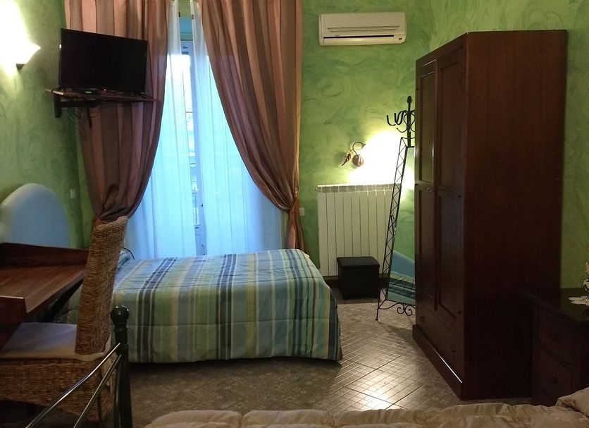 Bedroom Photo