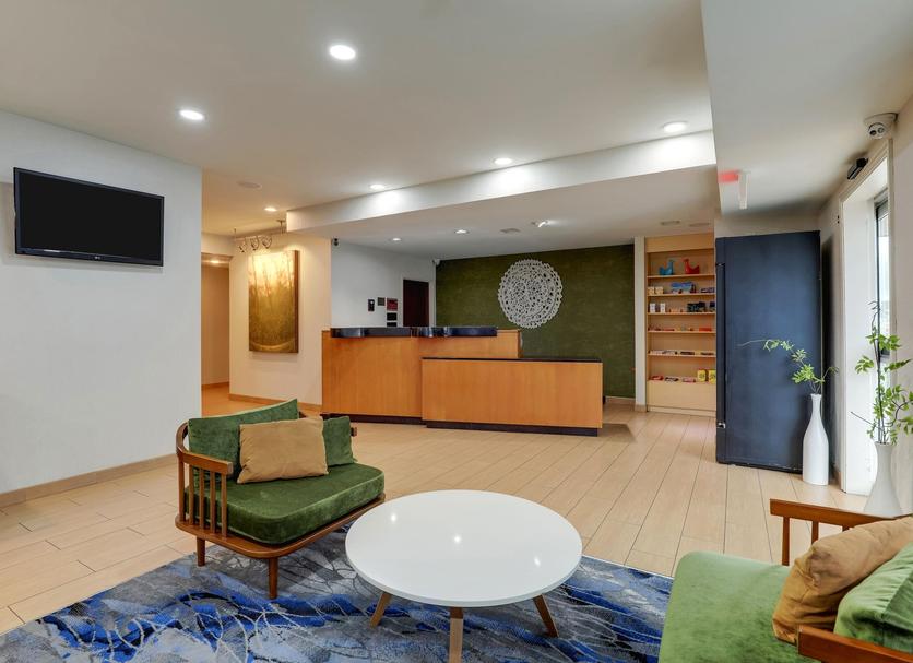 Front desk Photo