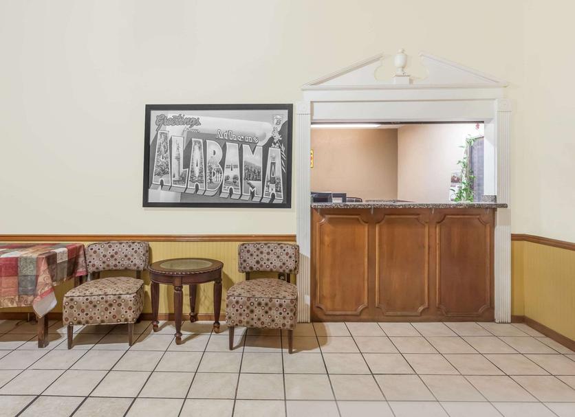 Front desk Photo
