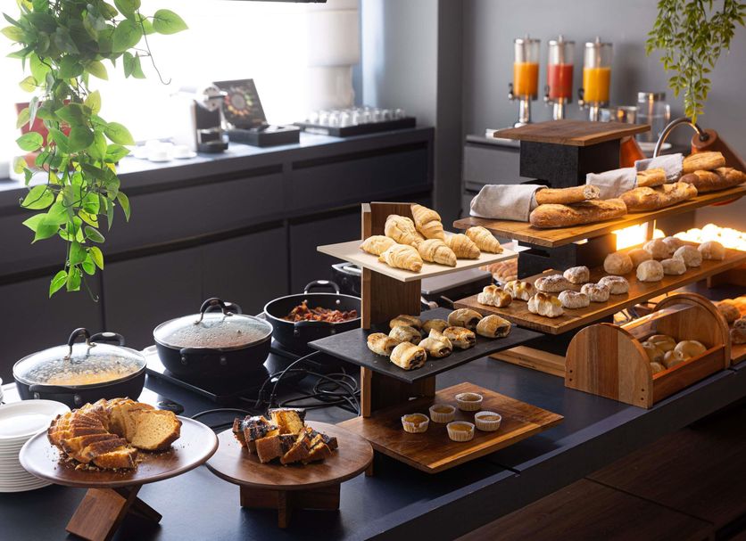 Buffet Photo