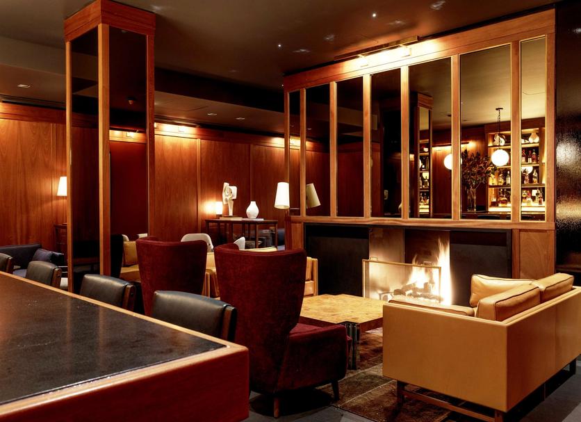Bar Photo