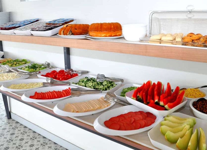 Buffet Photo