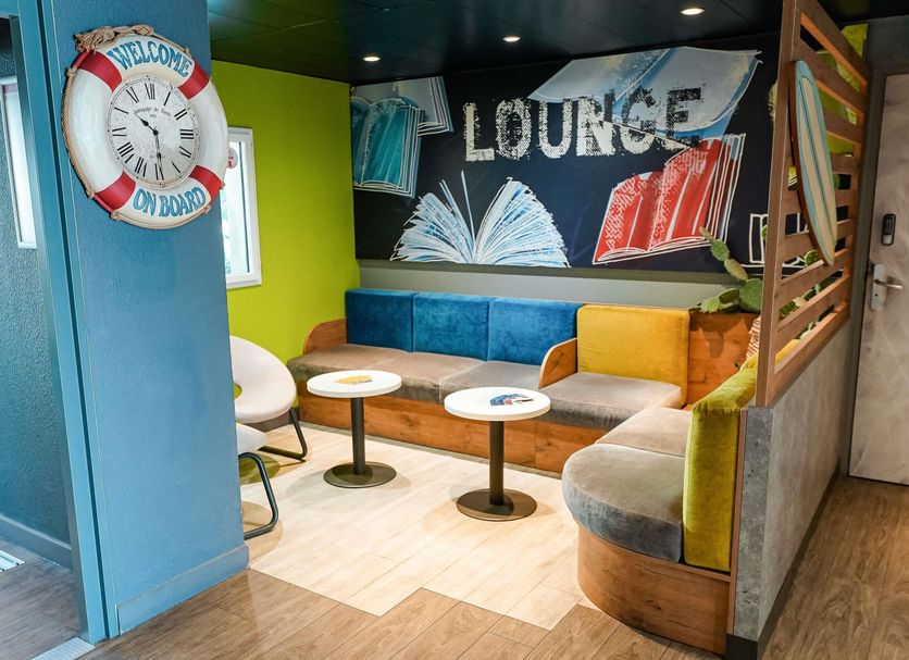 Lounge Photo