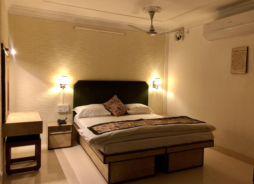 Bedroom Photo