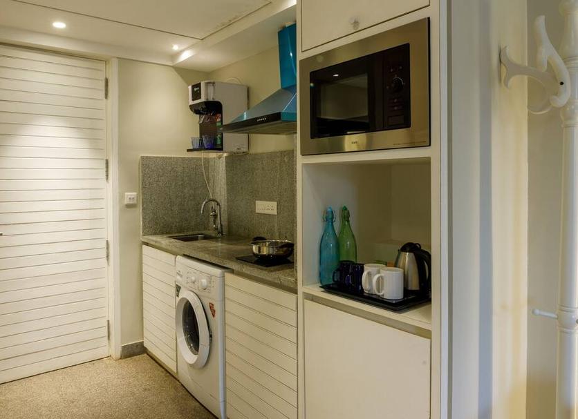 Kitchen Photo