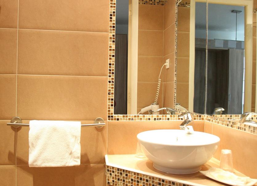 Bathroom Photo