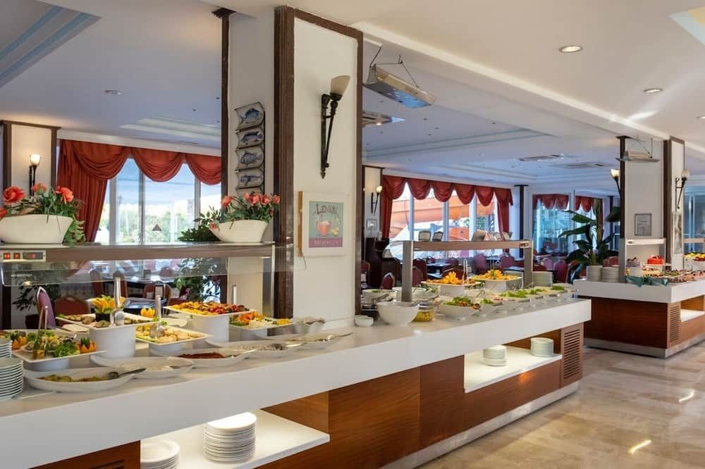Buffet Photo