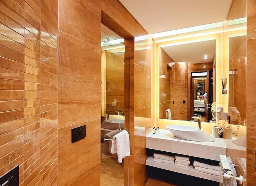 Bathroom Photo