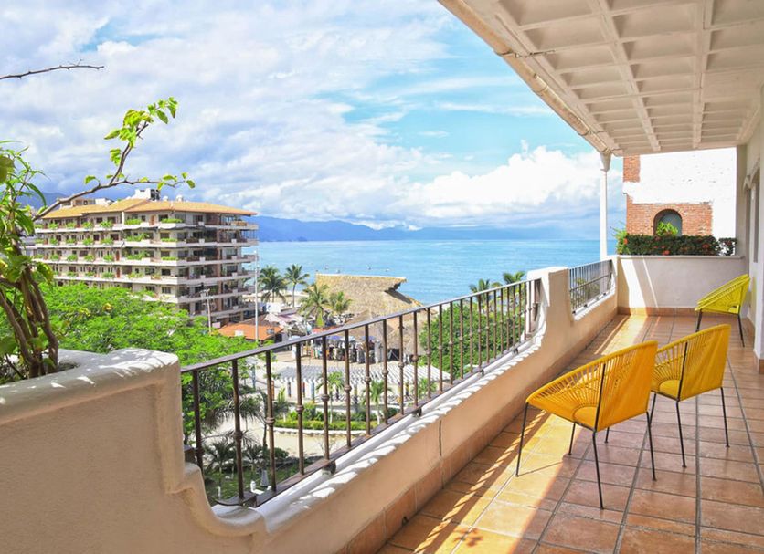 Balcony Photo