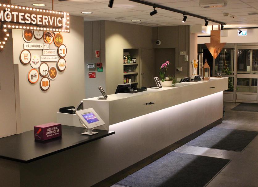 Front desk Photo