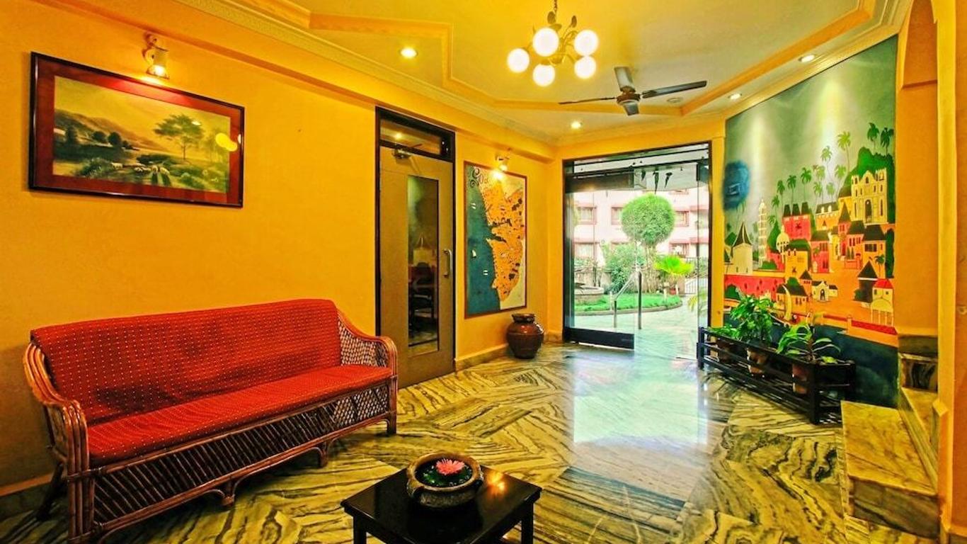 Hotel Gopika International