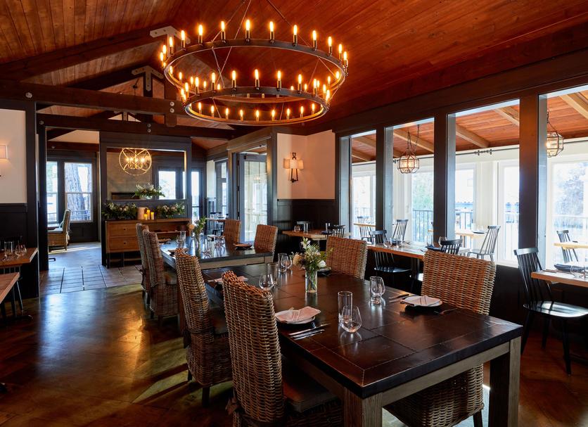 Dining room Photo