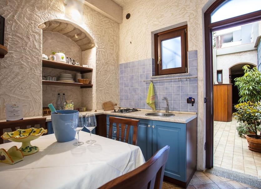 Kitchen Photo