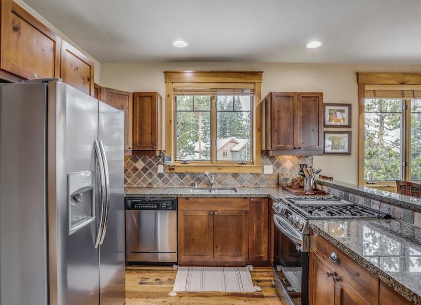 Kitchen Photo