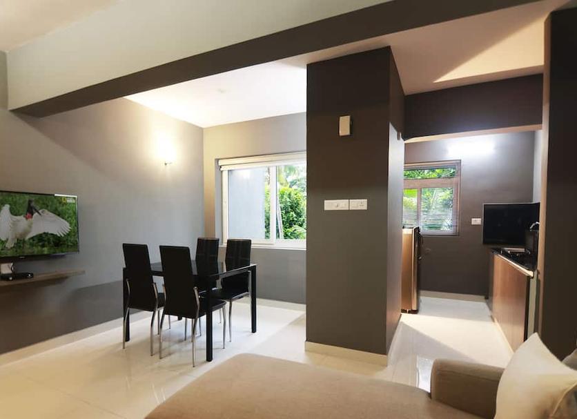 Dining room Photo