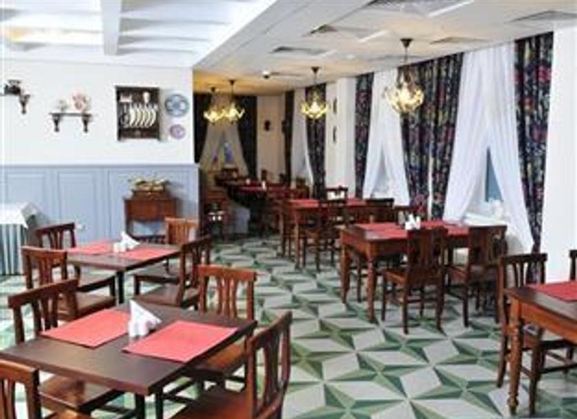 Restaurant Photo