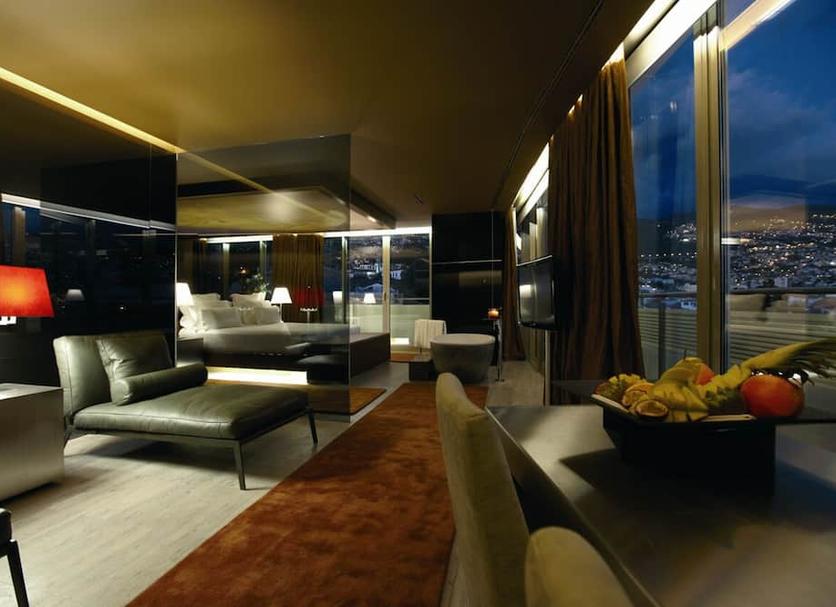 Lounge Photo