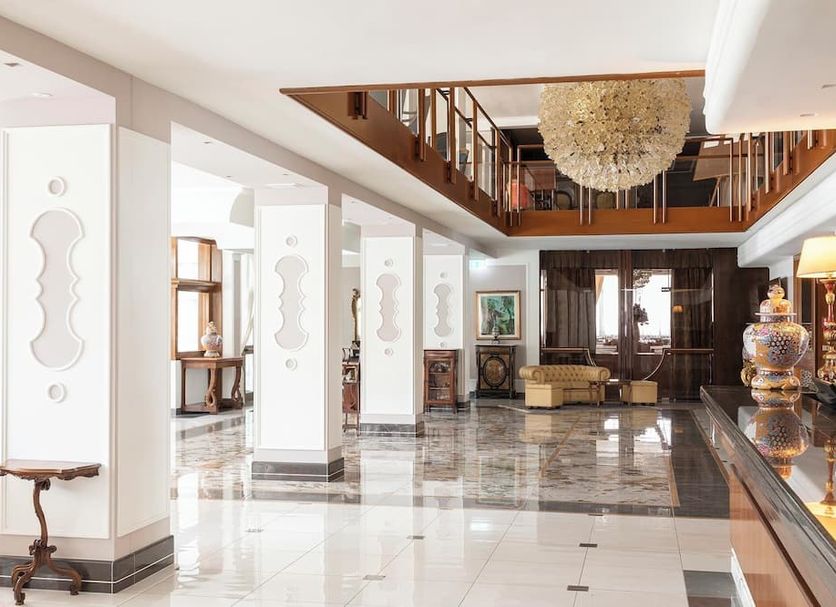 Lobby Photo