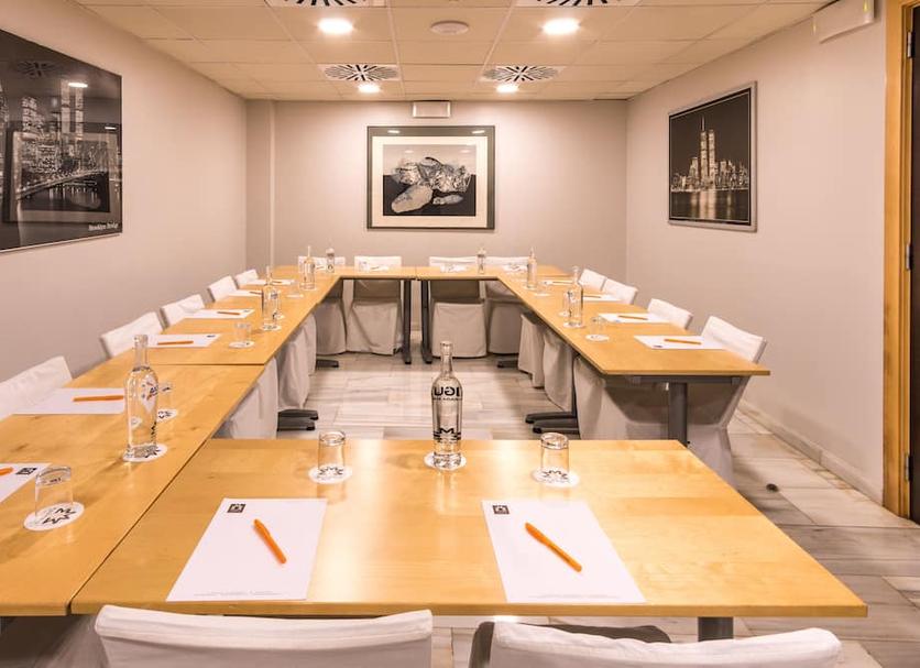 Conference room Photo