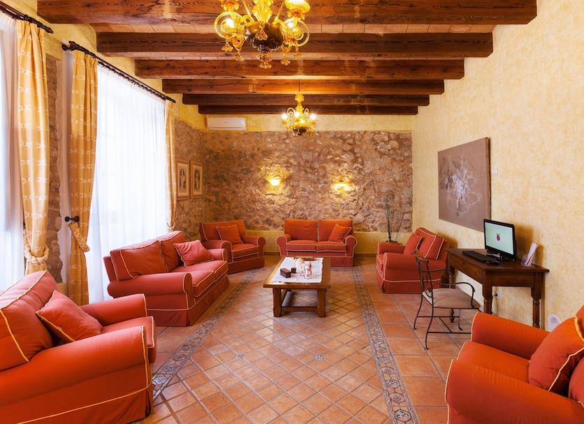 Living room Photo