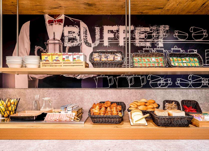 Buffet Photo