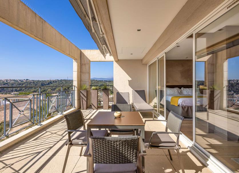 Balcony Photo