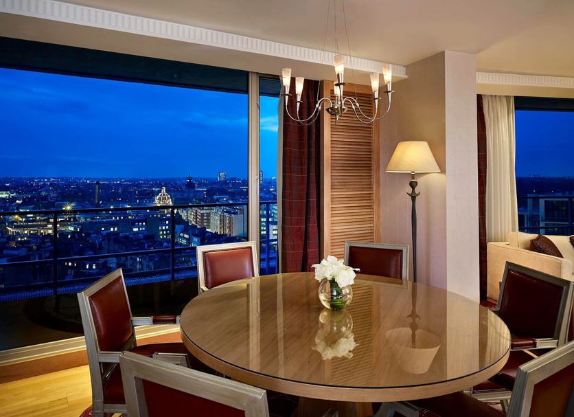Dining room Photo