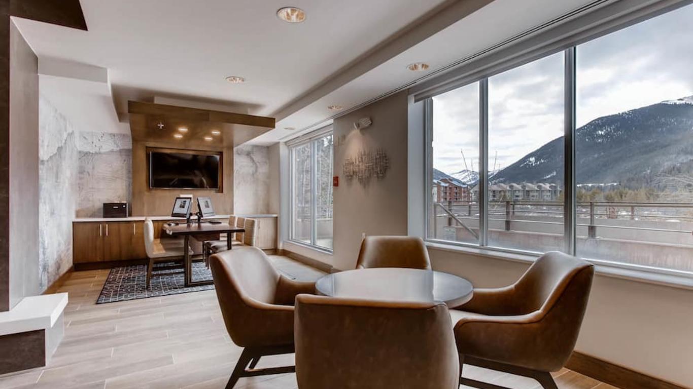 Hyatt Place Keystone / Dillon