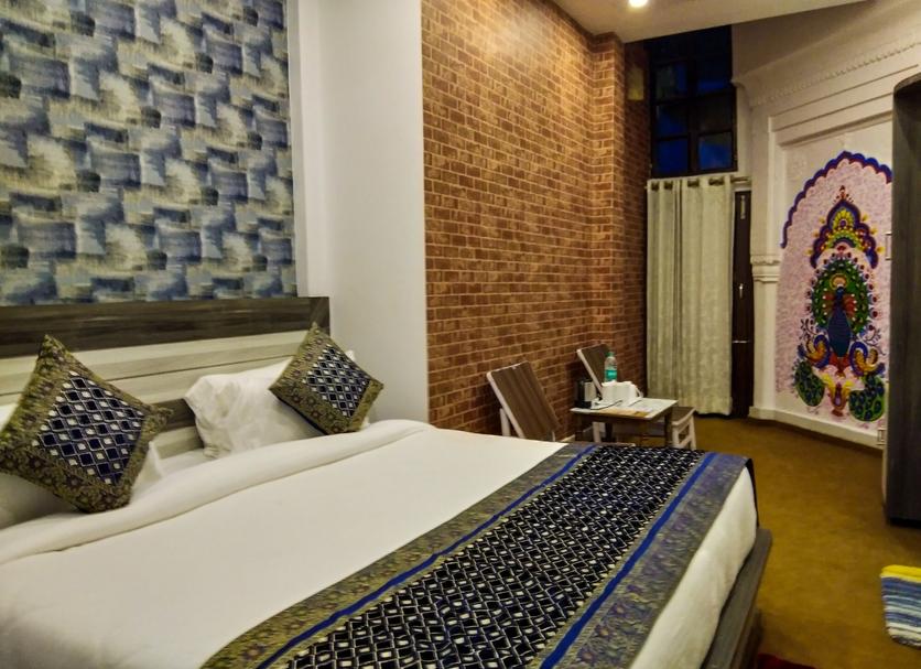 Bedroom Photo