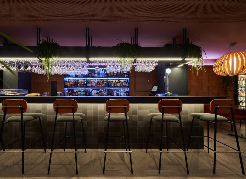 Bar Photo