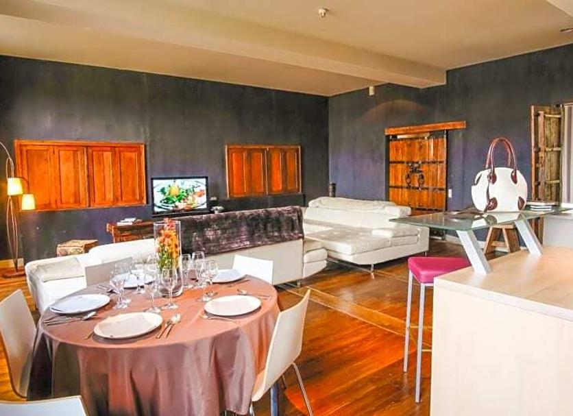 Dining room Photo
